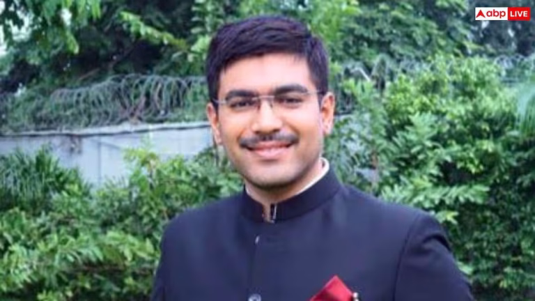 The journey of making dreams come true, Manish Bansal’s story from IIT to IAS; Wife is also IAS